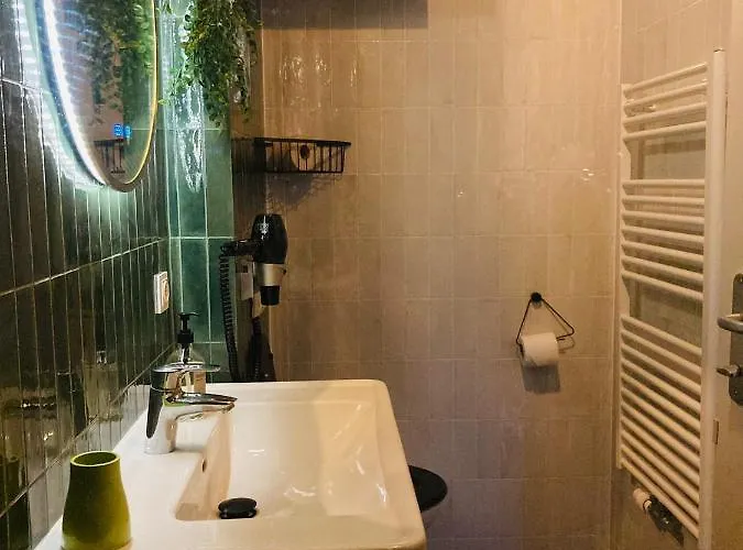 Diamond Forest - 8 Full Beds Summercard Included